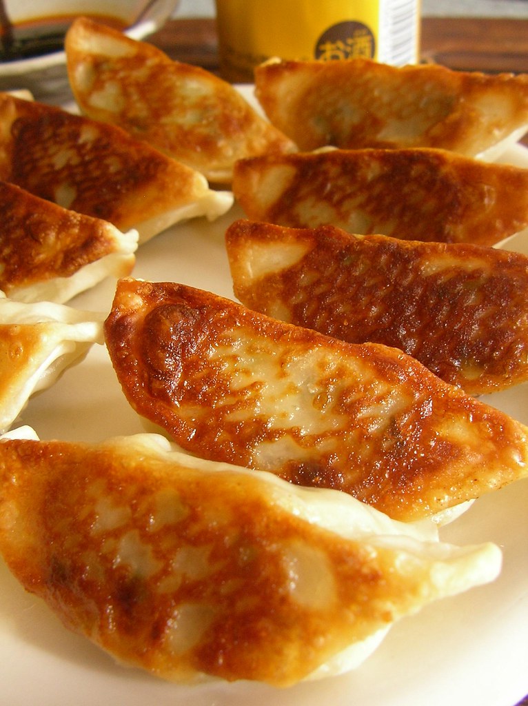 餃子 Gyoza, Dumpling